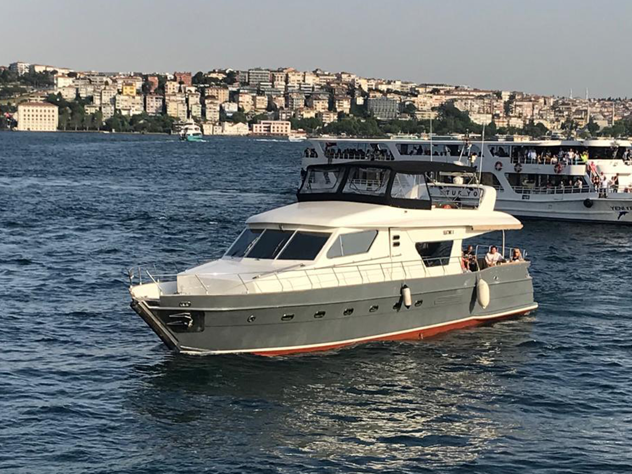istanbul bosphorus dinner cruise with entertainment