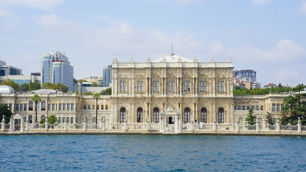 Bella imagen del palacio de Dolmabahçe, Turquía