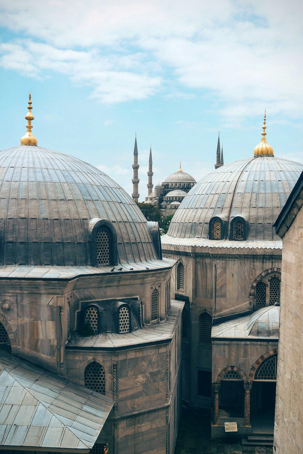 Especias y hierbas de colores en el Bazar Egipcio de Estambul