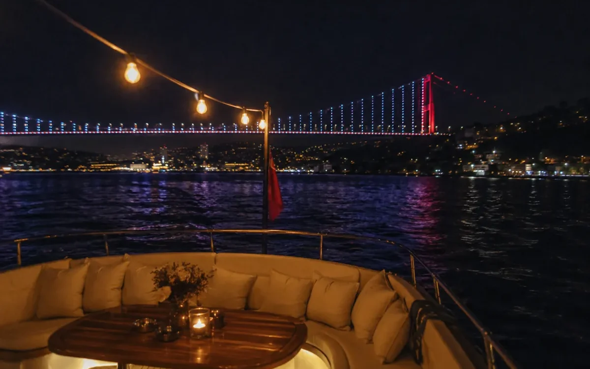 Sunset Bosphorus Cruise Guide for First-Time Istanbul Visitors