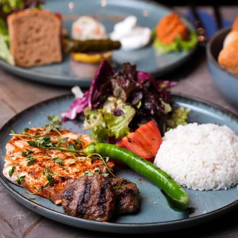 标准菜单和无限量酒精饮料