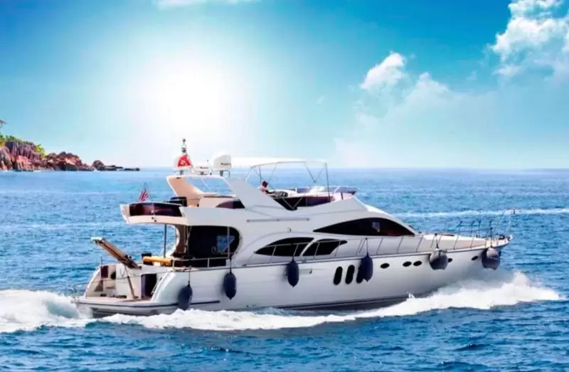 Bosporus 10 - Luxury Yacht Charter Istanbul
