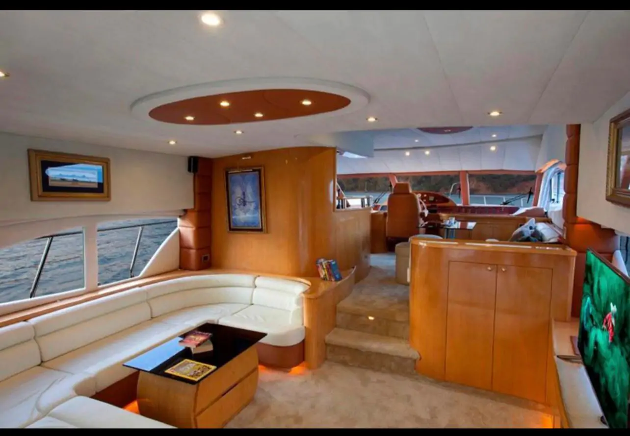bosphorus 10 yacht rental istanbul