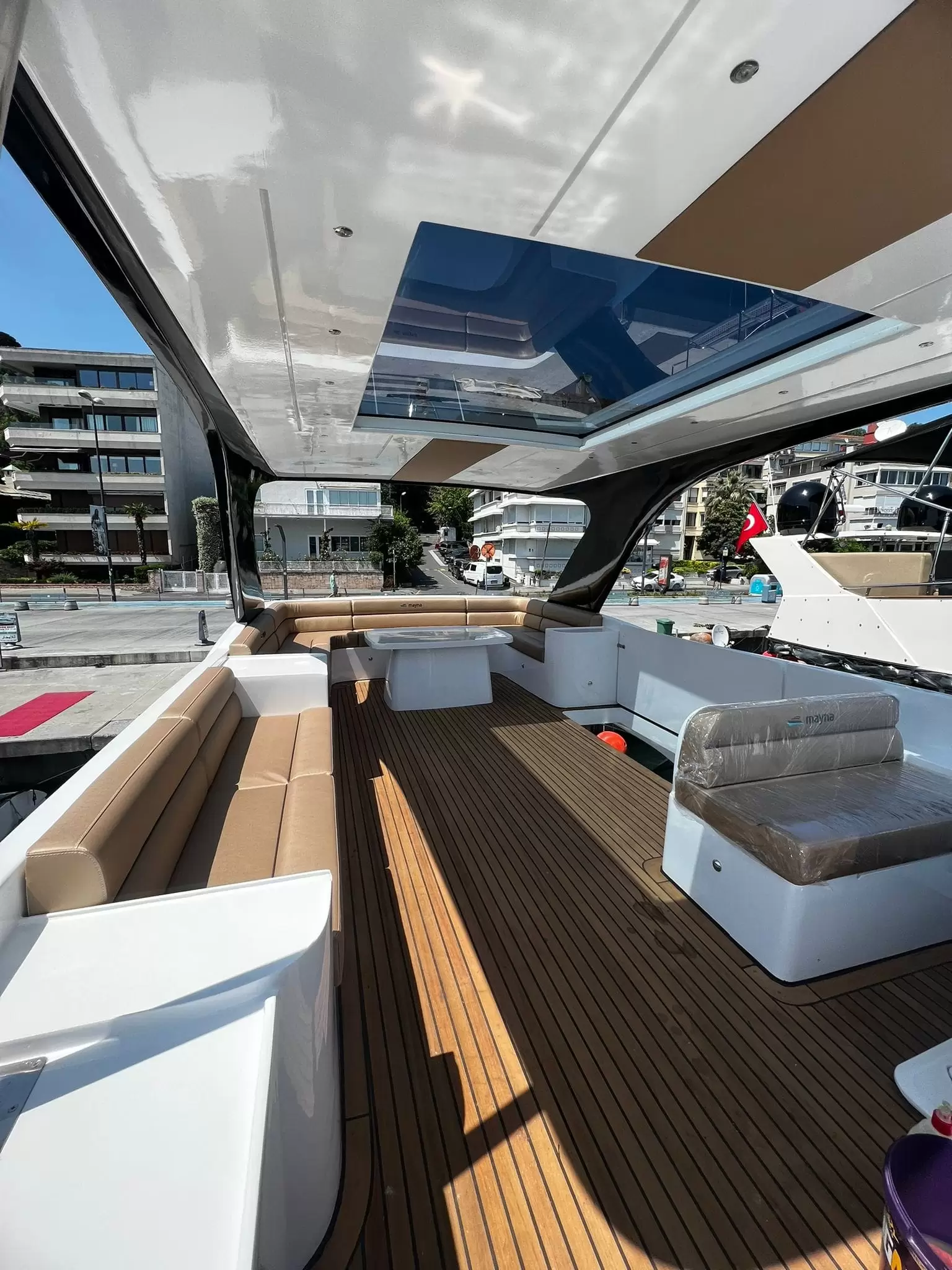 bosphorus yacht tour