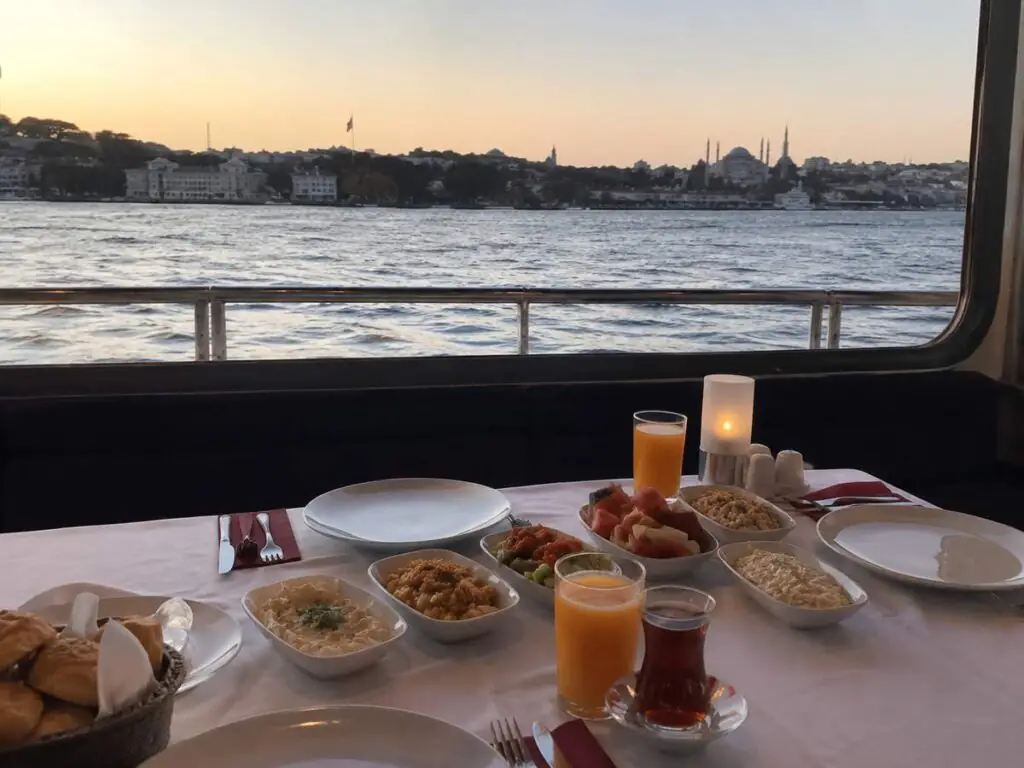 Istanbul dinner cruise table with the Old City skyline across the Bosphorus